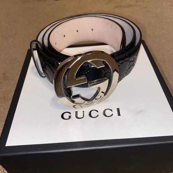 Men’s Gucci Signature Belt!